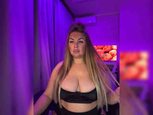 VictoriaFoxxx webcam