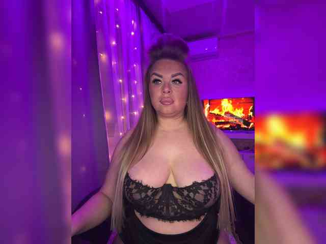 VictoriaFoxxx webcam