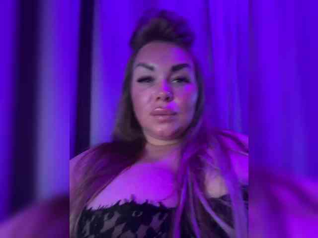 VictoriaFoxxx webcam