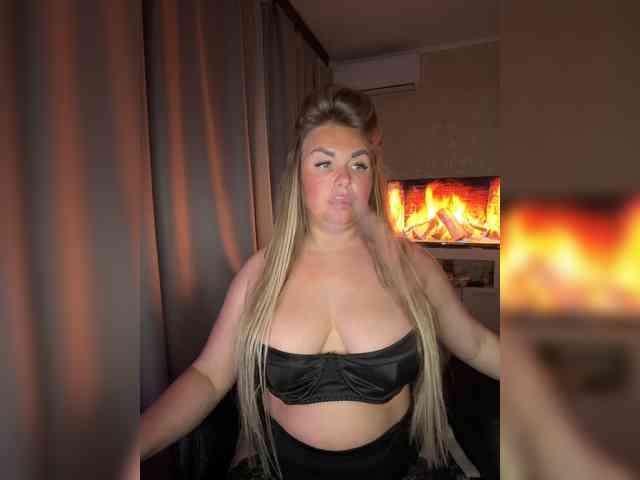 VictoriaFoxxx webcam
