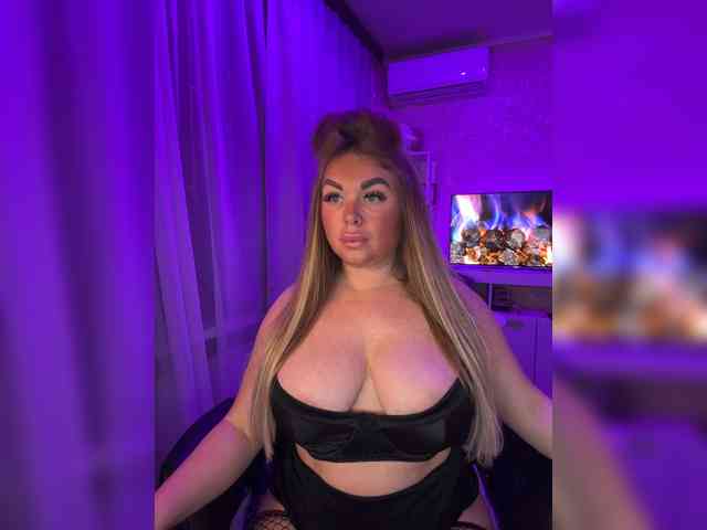 VictoriaFoxxx webcam