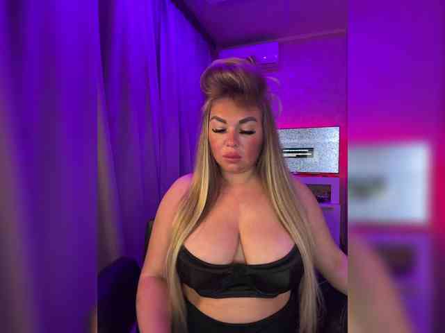 VictoriaFoxxx webcam