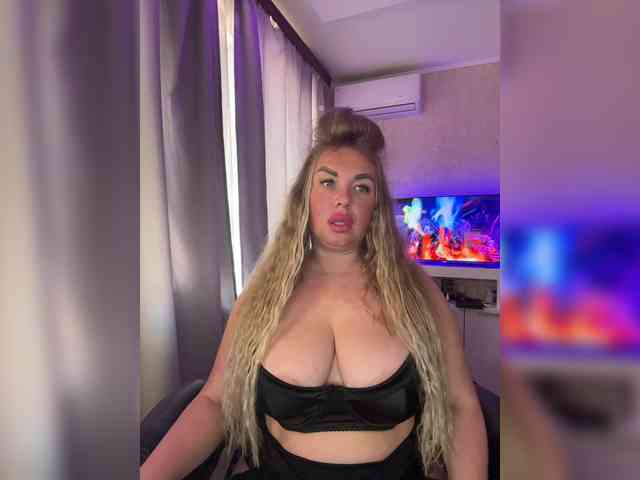 VictoriaFoxxx webcam