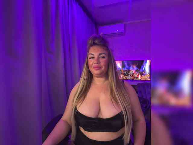 VictoriaFoxxx webcam