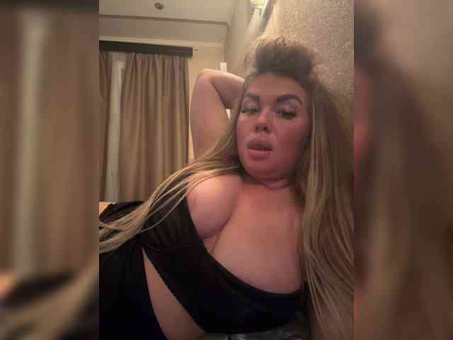 VictoriaFoxxx webcam