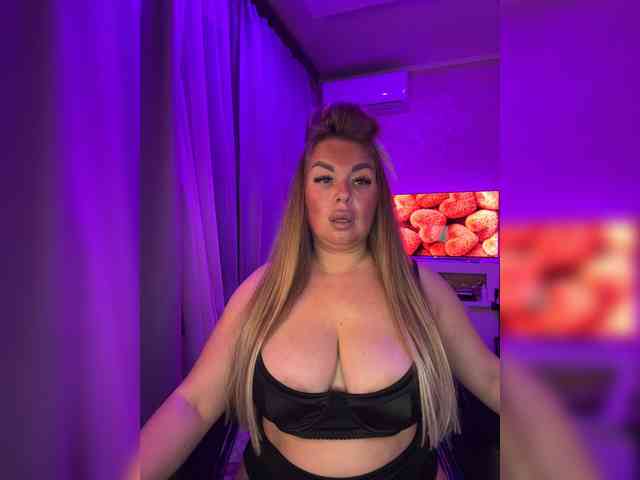 VictoriaFoxxx webcam