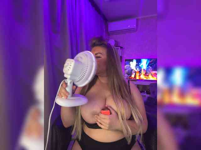 VictoriaFoxxx webcam