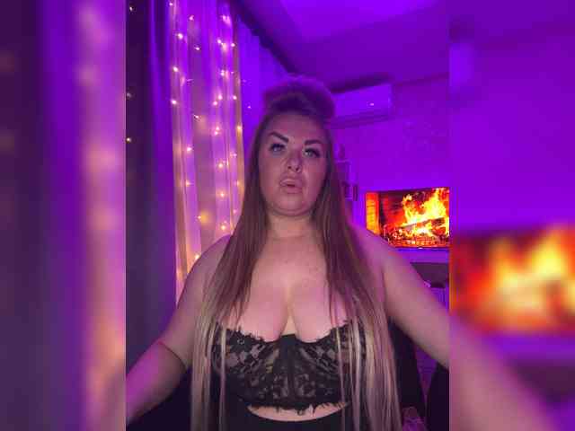 VictoriaFoxxx webcam