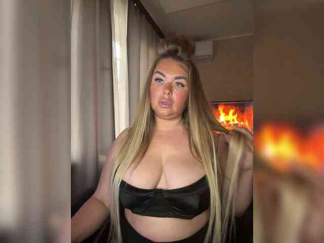 VictoriaFoxxx webcam
