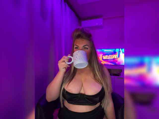 VictoriaFoxxx webcam