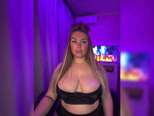 VictoriaFoxxx webcam
