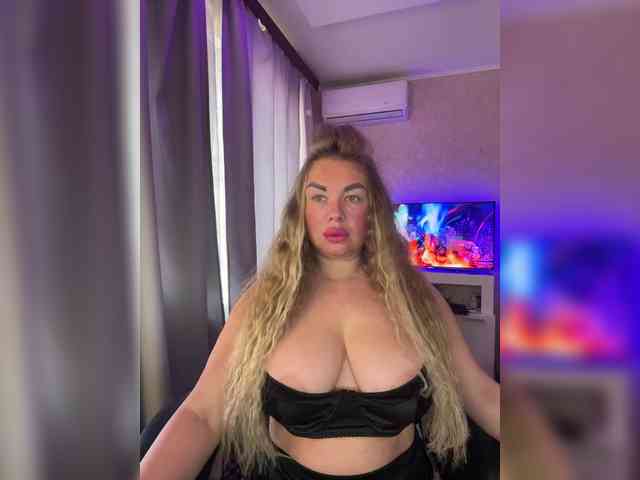 VictoriaFoxxx webcam
