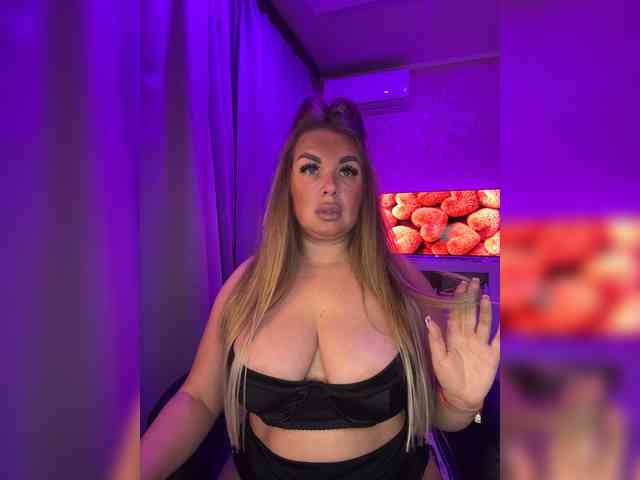 VictoriaDiamo