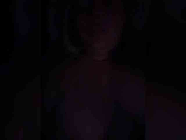 VictoriaFoxxx webcam