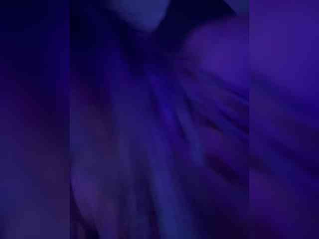 VictoriaFoxxx webcam