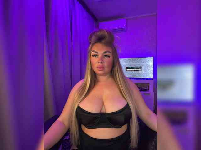 VictoriaFoxxx webcam