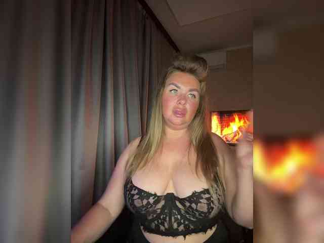 VictoriaFoxxx webcam