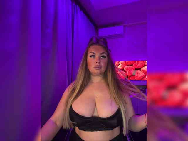 VictoriaFoxxx webcam