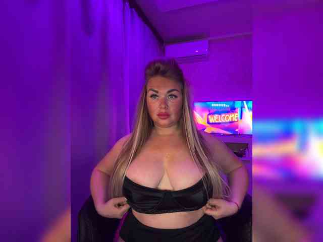 VictoriaFoxxx webcam