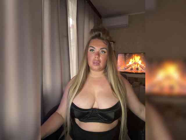 VictoriaFoxxx webcam