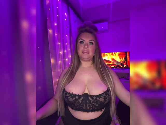 VictoriaFoxxx webcam