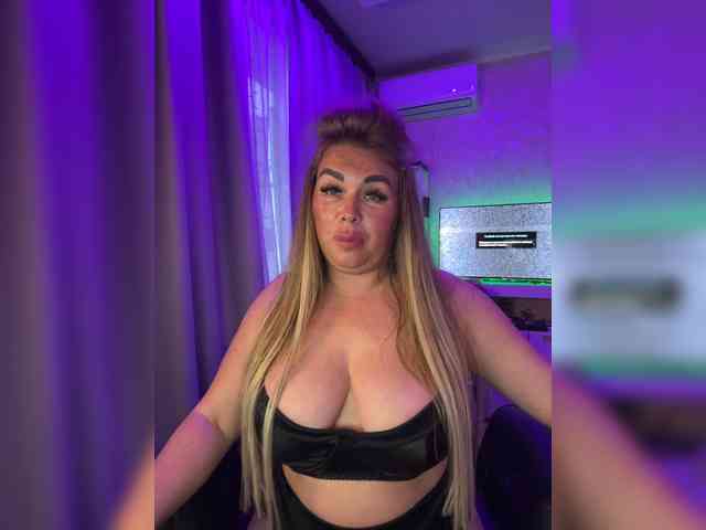 VictoriaFoxxx webcam
