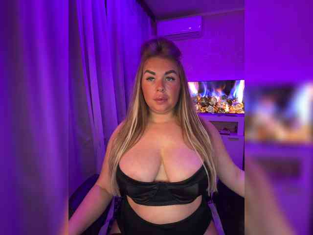 VictoriaFoxxx webcam