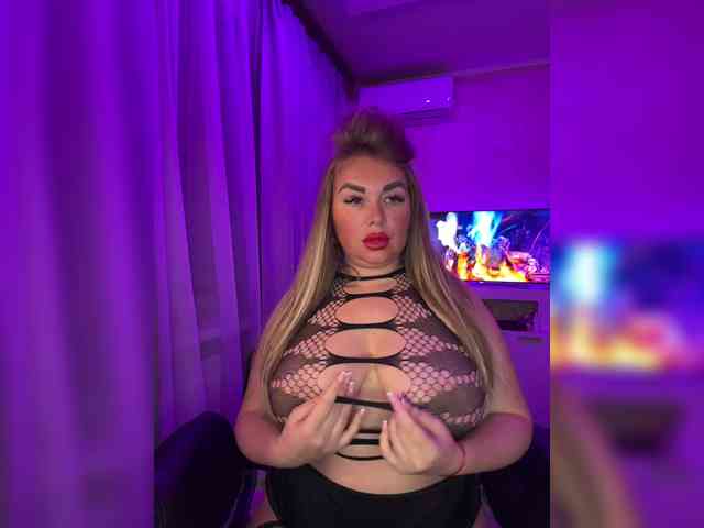 VictoriaFoxxx webcam