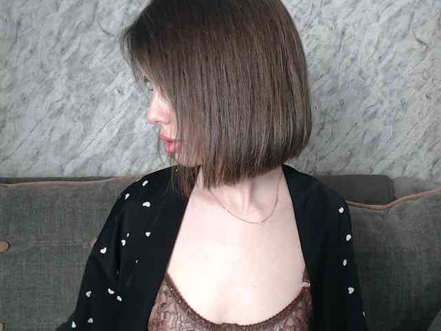 このモデルは現在ライブ中です。 Nastya-29