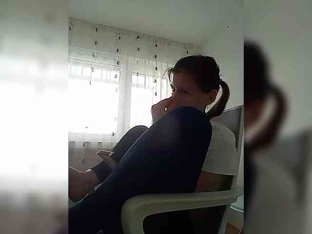__COVID-19__ webcam