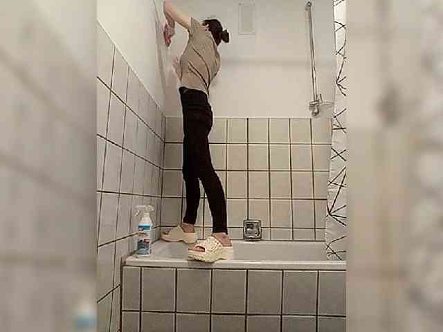 __COVID-19__ webcam