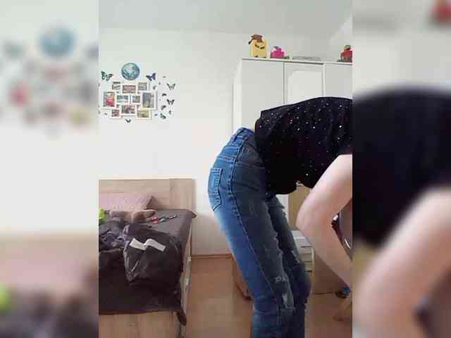 __COVID-19__ webcam