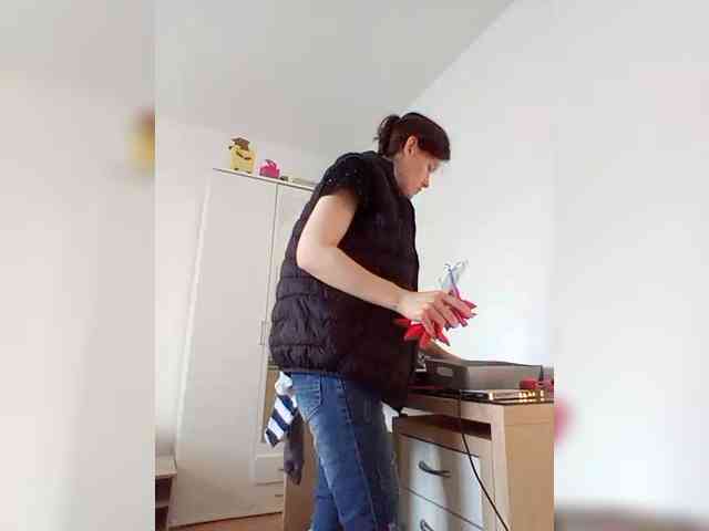 __COVID-19__ webcam