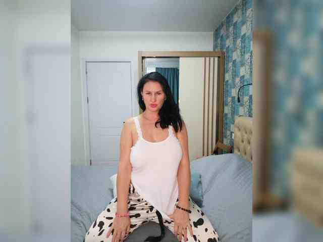 Your_Lilith webcam