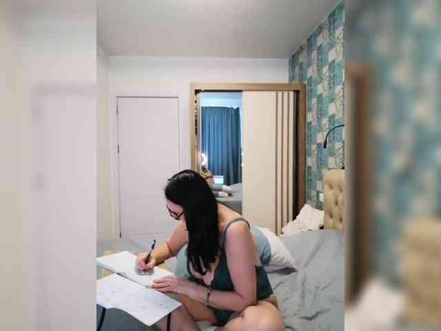 Your_Lilith webcam