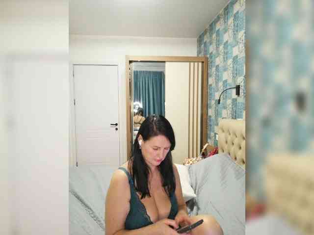 Your_Lilith webcam