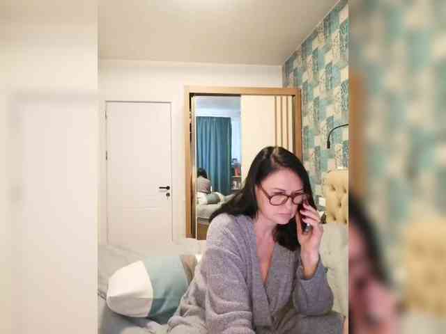 Your_Lilith webcam