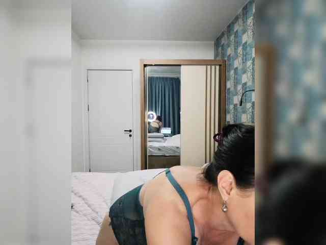Your_Lilith webcam