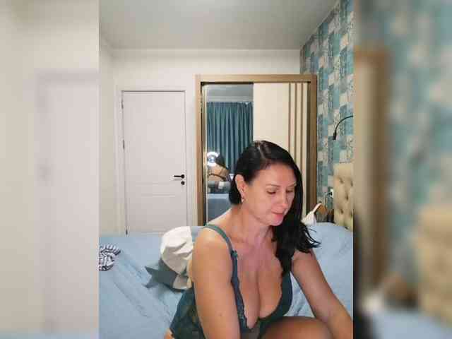 Your_Lilith webcam