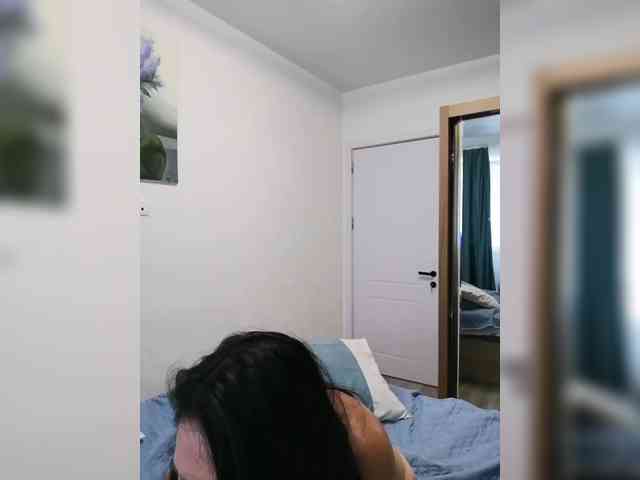 Your_Lilith webcam