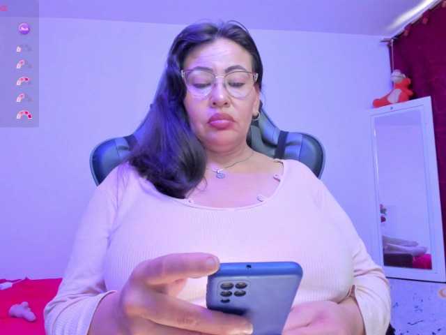 esmeraldamilf webcam