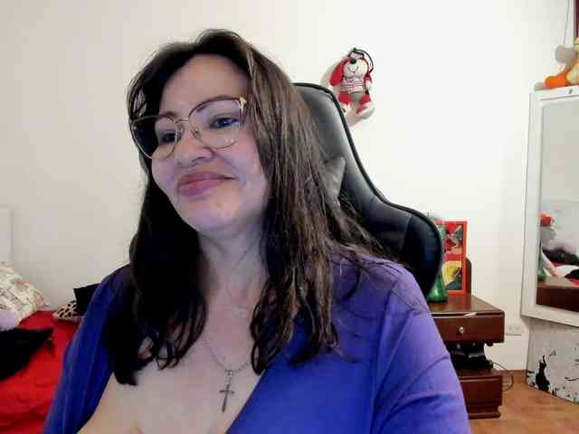esmeraldamilf webcam