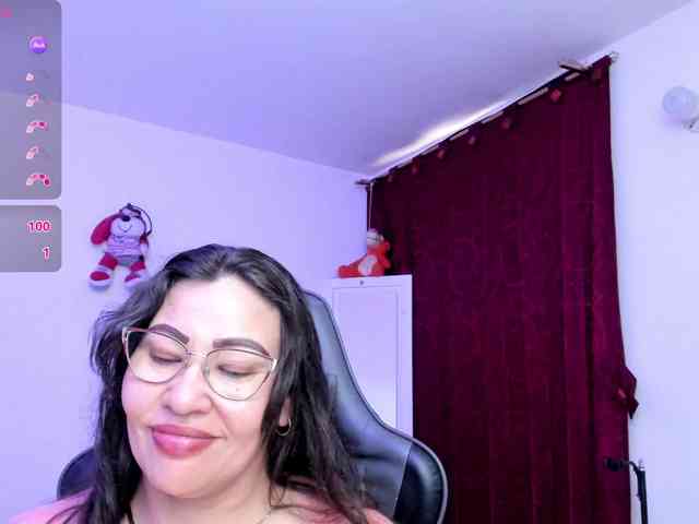 esmeraldamilf esmeraldamilf