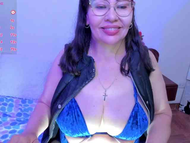 esmeraldamilf webcam