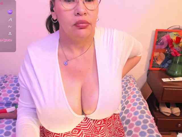 esmeraldamilf webcam