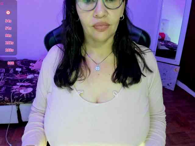 esmeraldamilf webcam