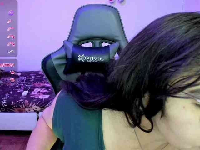esmeraldamilf webcam