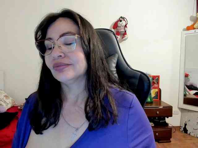 esmeraldamilf webcam