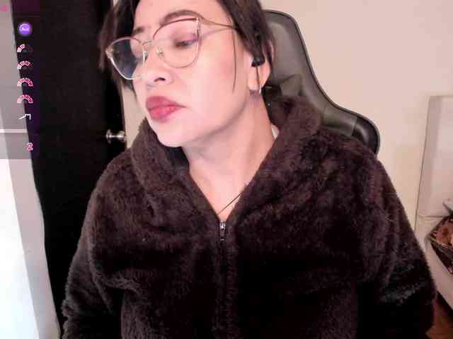 esmeraldamilf webcam