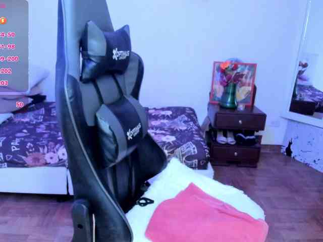 esmeraldamilf webcam
